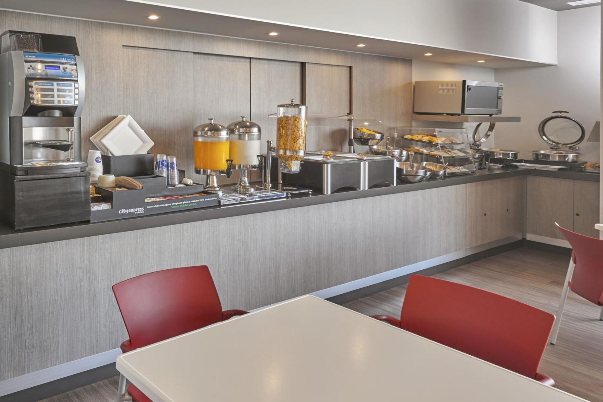 City Express Junior By Marriott Puebla Finsa Kültér fotó
